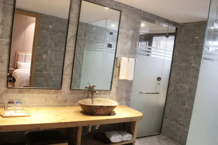 Чэнду: Qingju Chengdu Tidu Branch