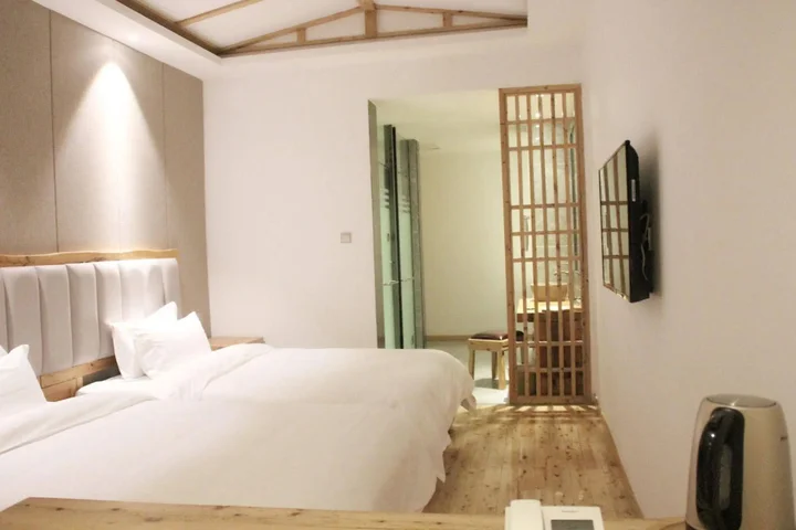Чэнду: Qingju Chengdu Tidu Branch