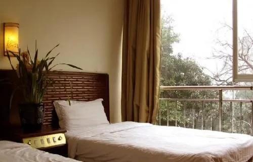 Гуйлинь: Huali Travel Jiangjing Inn (Guilin Railway Station)