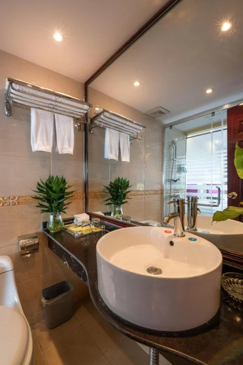 Гуйлинь: Guilin Crown Prince Hotel