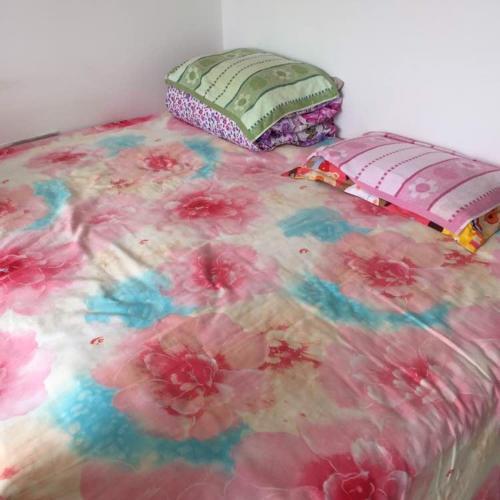 Паниин: Red Beach Homestay