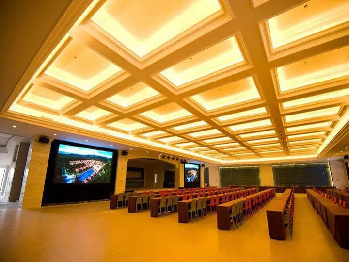Ваньнин: Jinling Museum Hotel Hainan China