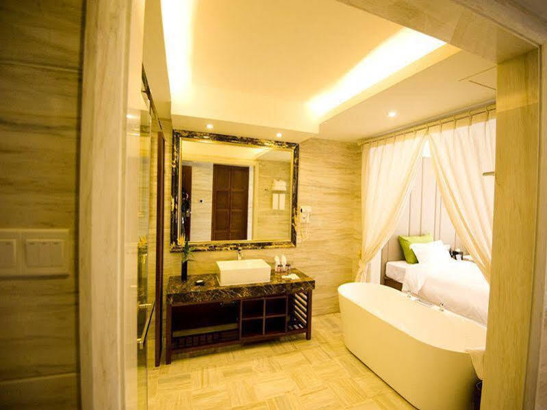Ваньнин: Jinling Museum Hotel Hainan China