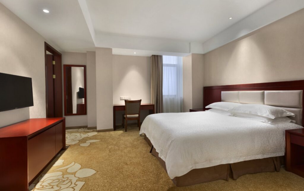 Шанхай: Ramada Shanghai Minhang