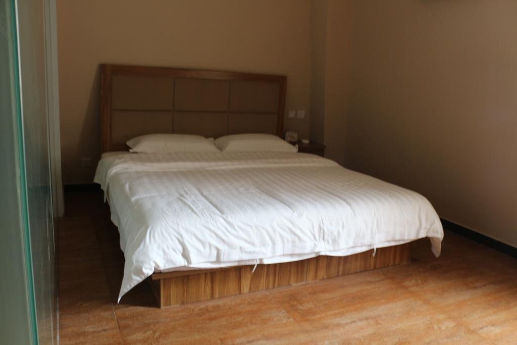 Чжанцзякоу: Aolin Kate Business Hotel