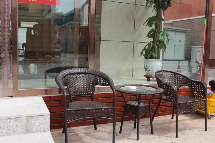 Чжанцзякоу: Aolin Kate Business Hotel