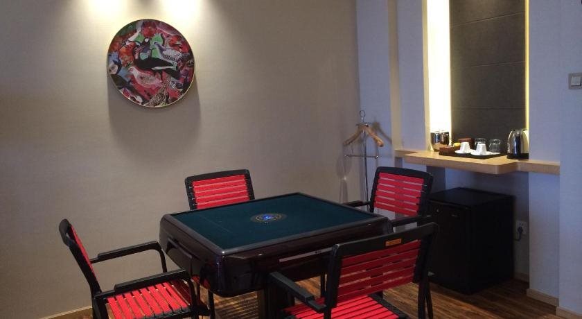 Гуйлинь: Guilin Roshan Lake Hotel