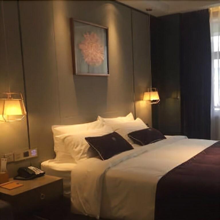 Чэнду: Haoyue Four Seasons Hotel
