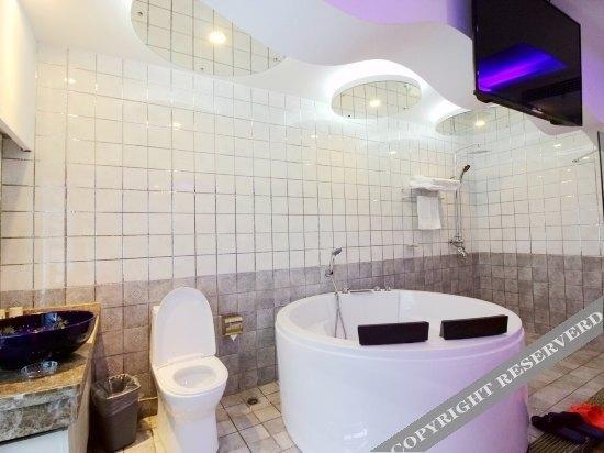 Циндао: Qingdao 7 Nights Hotel