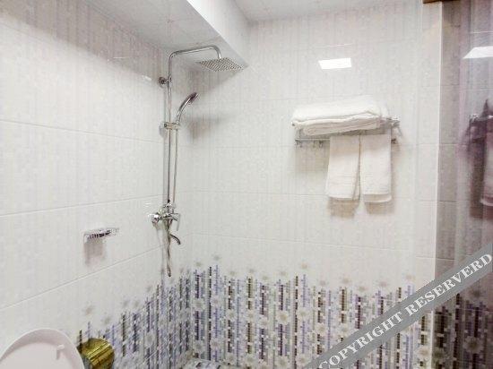 Циндао: Qingdao 7 Nights Hotel