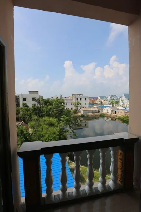 Бэйхай: Yintan Fishing Village Inn