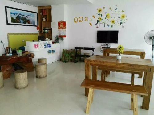 Шаогуань: Danxiashan QQ Hostel