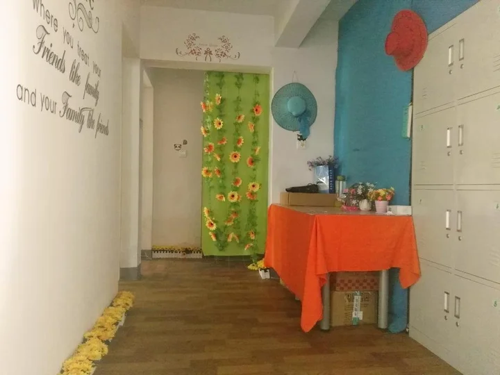 Синин: SevenColor Space Hostel