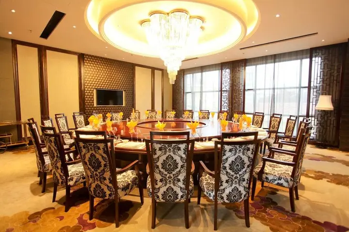 Ухань: Lamtin Longwin Hotel Wuhan