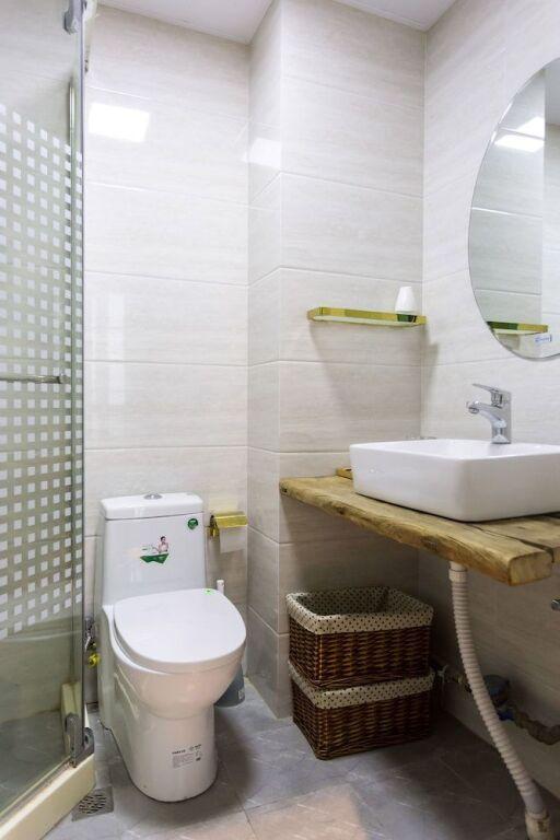 Шанхай: Old French Concession Coziness Changle Road