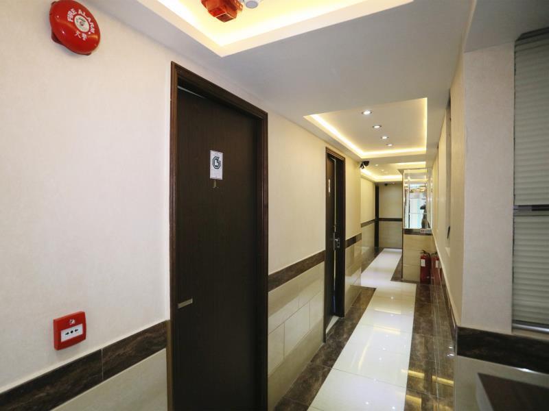 Коулун: Lucky Comfort Inn