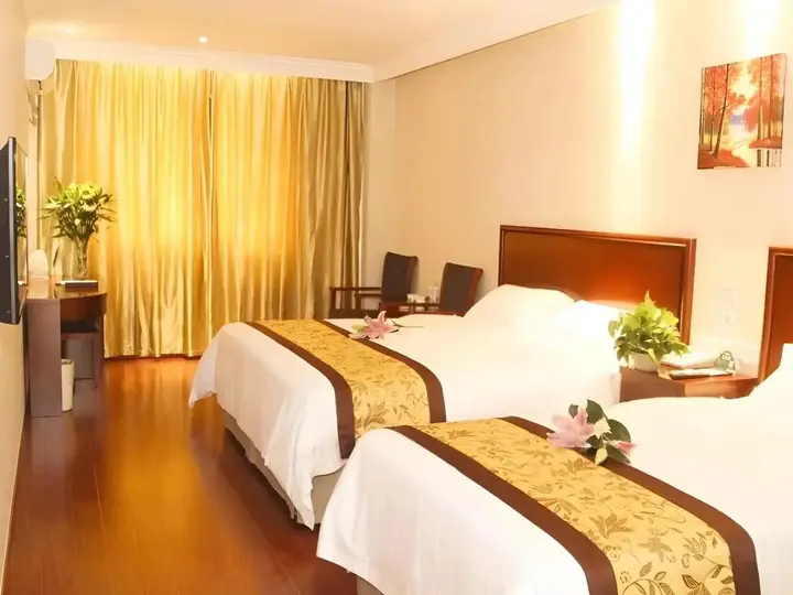 Яньтай: GreenTree Inn Yantai University Business Hotel
