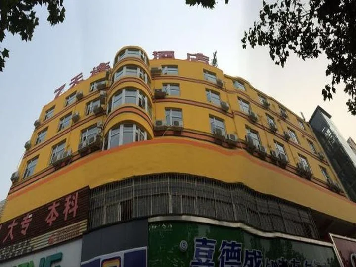 Кайфын: 7 Days Inn Kaifeng Daliang Men Branch