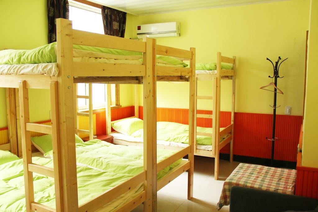 Цзясинь: Seven Years Later Hostel