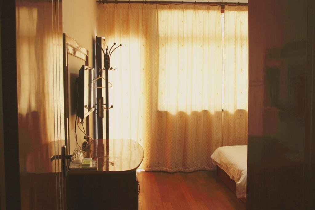 Цзясинь: Seven Years Later Hostel