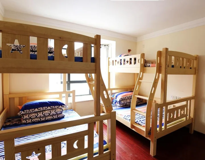 Кайфын: Tuotuo Youth Hostel-Kaifeng