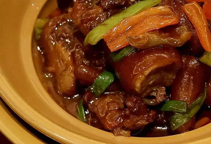 Байшань: Han Yue Lou Hotel,Baishan