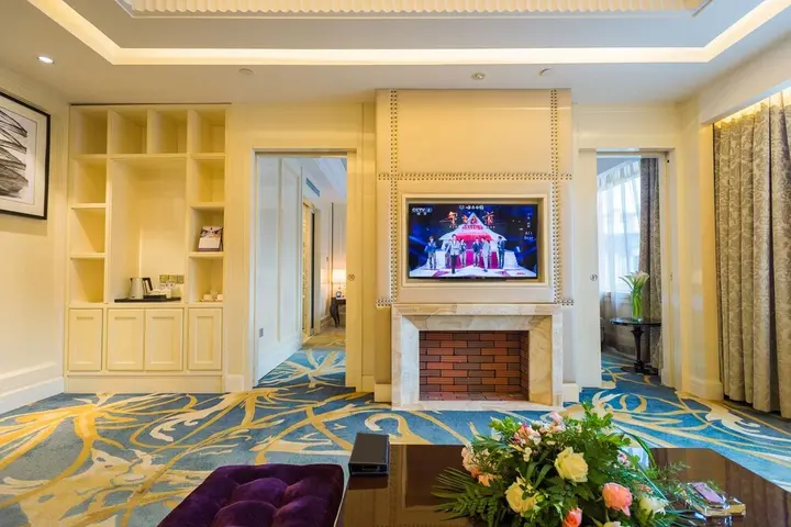 Байшань: Han Yue Lou Hotel,Baishan