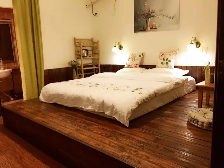 Цзясинь: Xitang Luojiaodian Youth Hostel