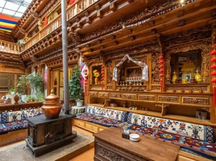 Шангри-Ла: Shangri la Le Fu Ge Dan Inn (dukezong ancient city store)