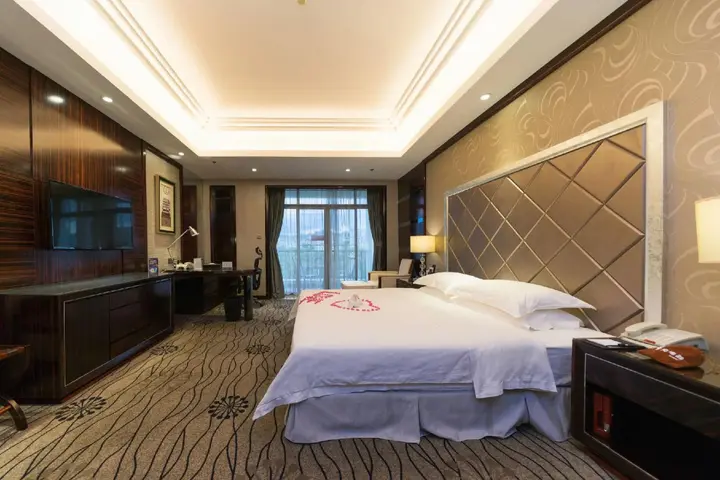 Цзиньюань: Country Garden Phoenix Hotel YangShan