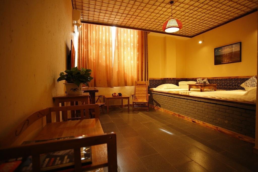 Чжанъе: Northwest Folkways Inn