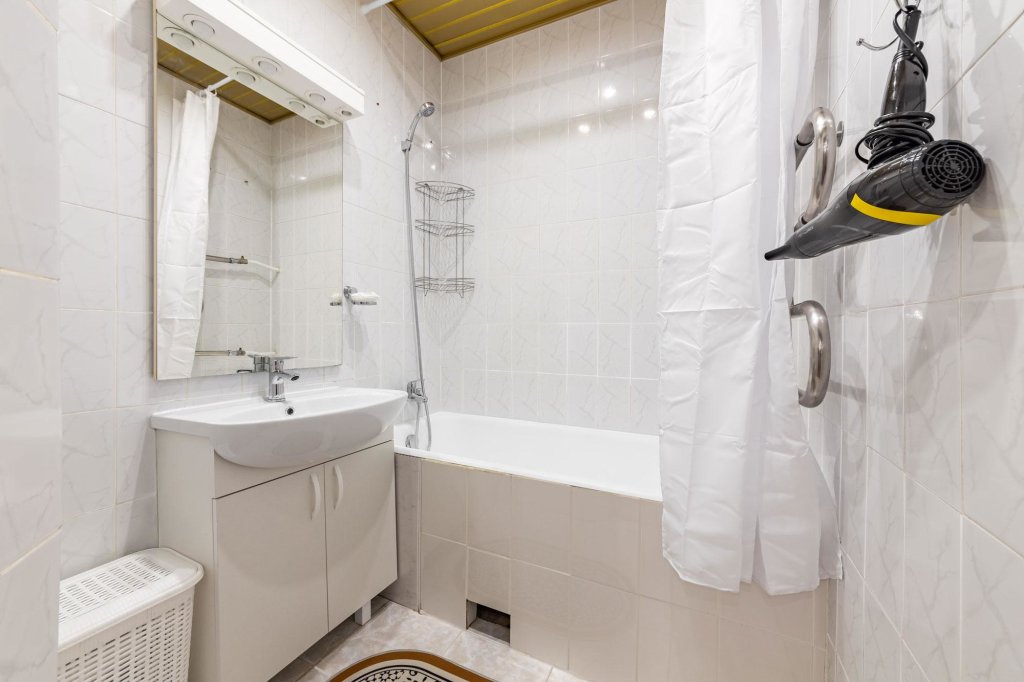 Москва: ApartLux Космодамианская