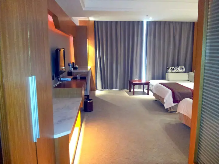Ляньюньган: Century Fate International Hotel