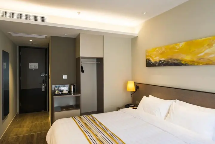 Чанчжоу: Homeinn Plus Dinosaur Park Wanda Plaza ChangZhou