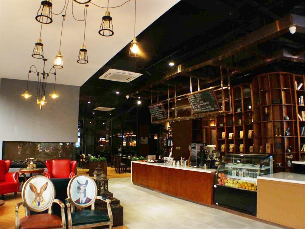 Цзиньюань: James Joyce Hotel Qingyuan City Hall