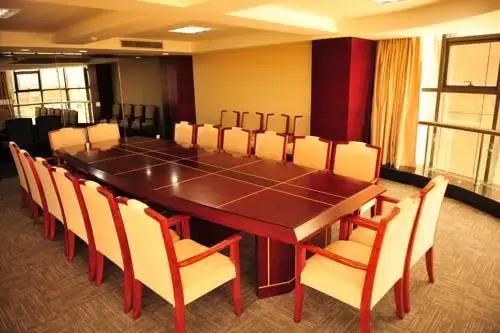 Сяньян: Xi'an Airport Business Hotel - Airport Branch