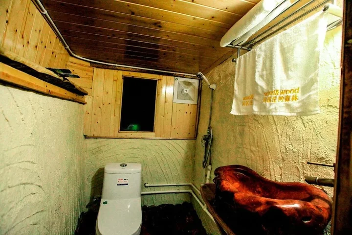 Чжанцзяцзе: Wind Wood inn