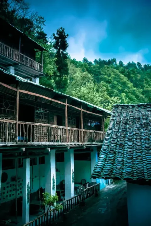 Чжанцзяцзе: Wind Wood inn