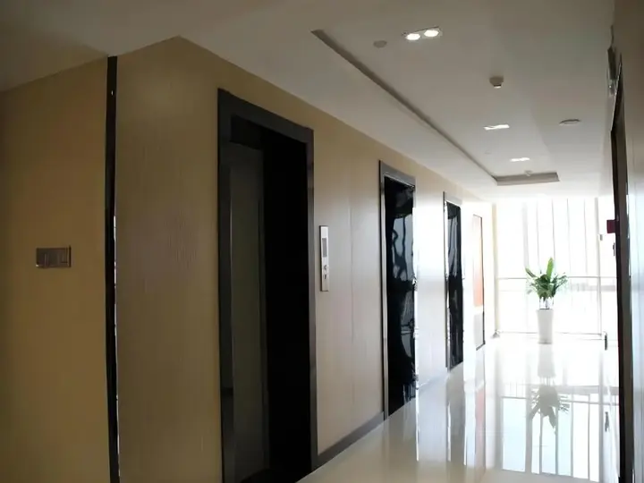 Тайчжоу: 7 Days Premium Jingjiang Fuhai New World Automobile Terminal Branch