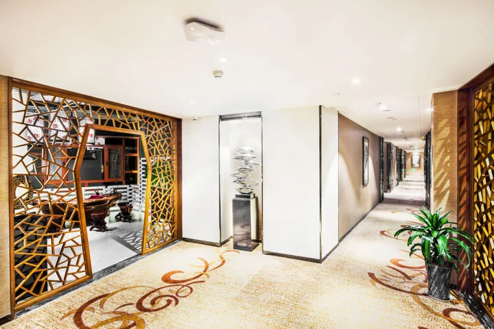 Гуйлинь: Guilin Elephant Trunk Hill Hotel
