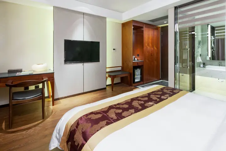 Гуйлинь: Guilin Elephant Trunk Hill Hotel