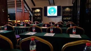 Гуйлинь: Guilin Elephant Trunk Hill Hotel