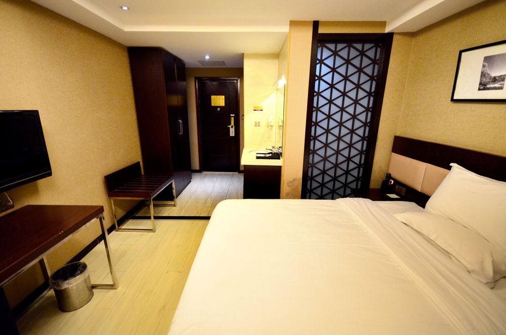 Ухань: Jiashiting Hotel Hankou Railway Station