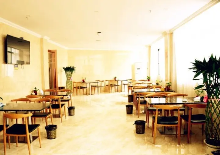 Шанграо: GreenTree Inn Jiangxi Shangrao Qianshan Ehu Avenue Express Hotel