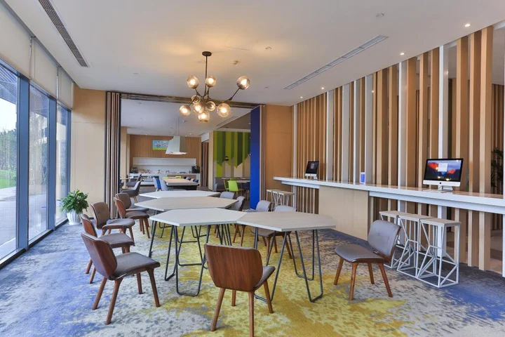 Лешан: Holiday Inn Express Emei Mountain