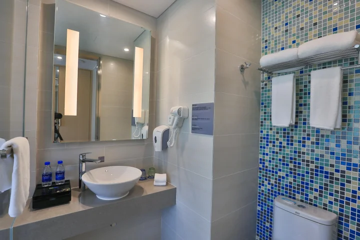Лешан: Holiday Inn Express Emei Mountain