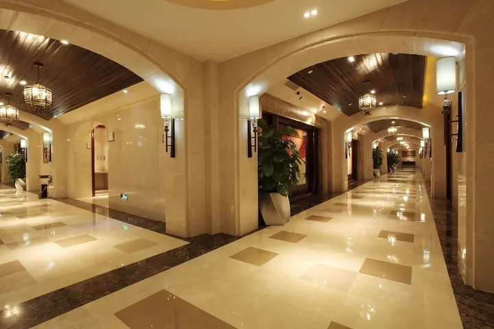 Сичан: Qionghai Bay Bonreal Hotel
