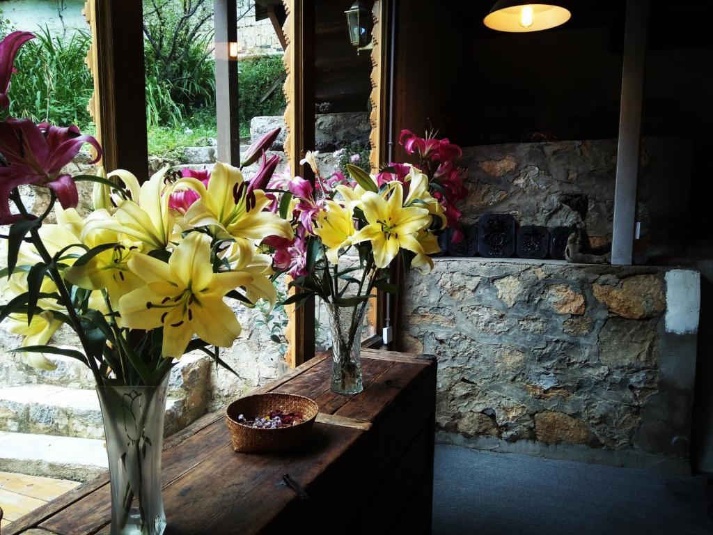 Шангри-Ла: Sunny Valley Inn
