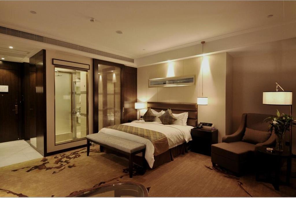 Яньчэн: Purple Gold Hotel