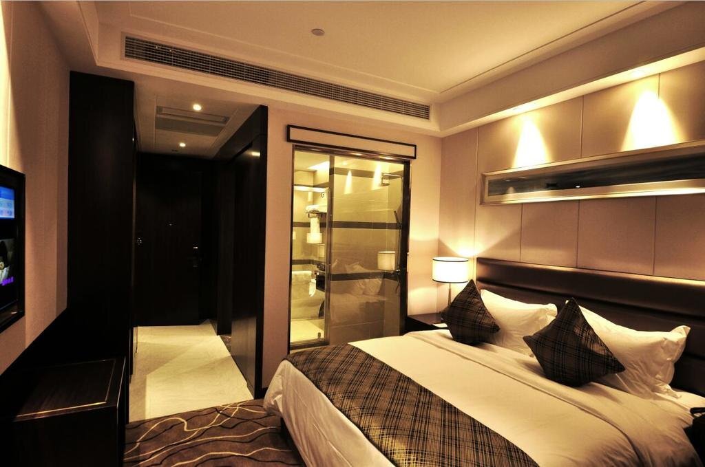 Яньчэн: Purple Gold Hotel